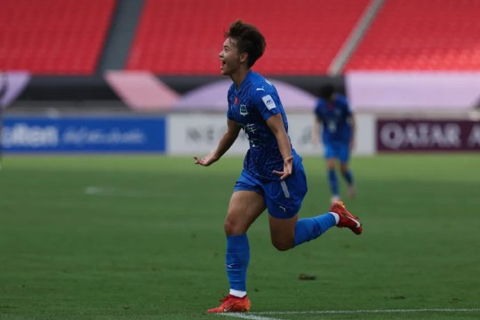 王霜弧线+宋端世界波，武汉女足2-0胡志明市晋级亚冠决赛