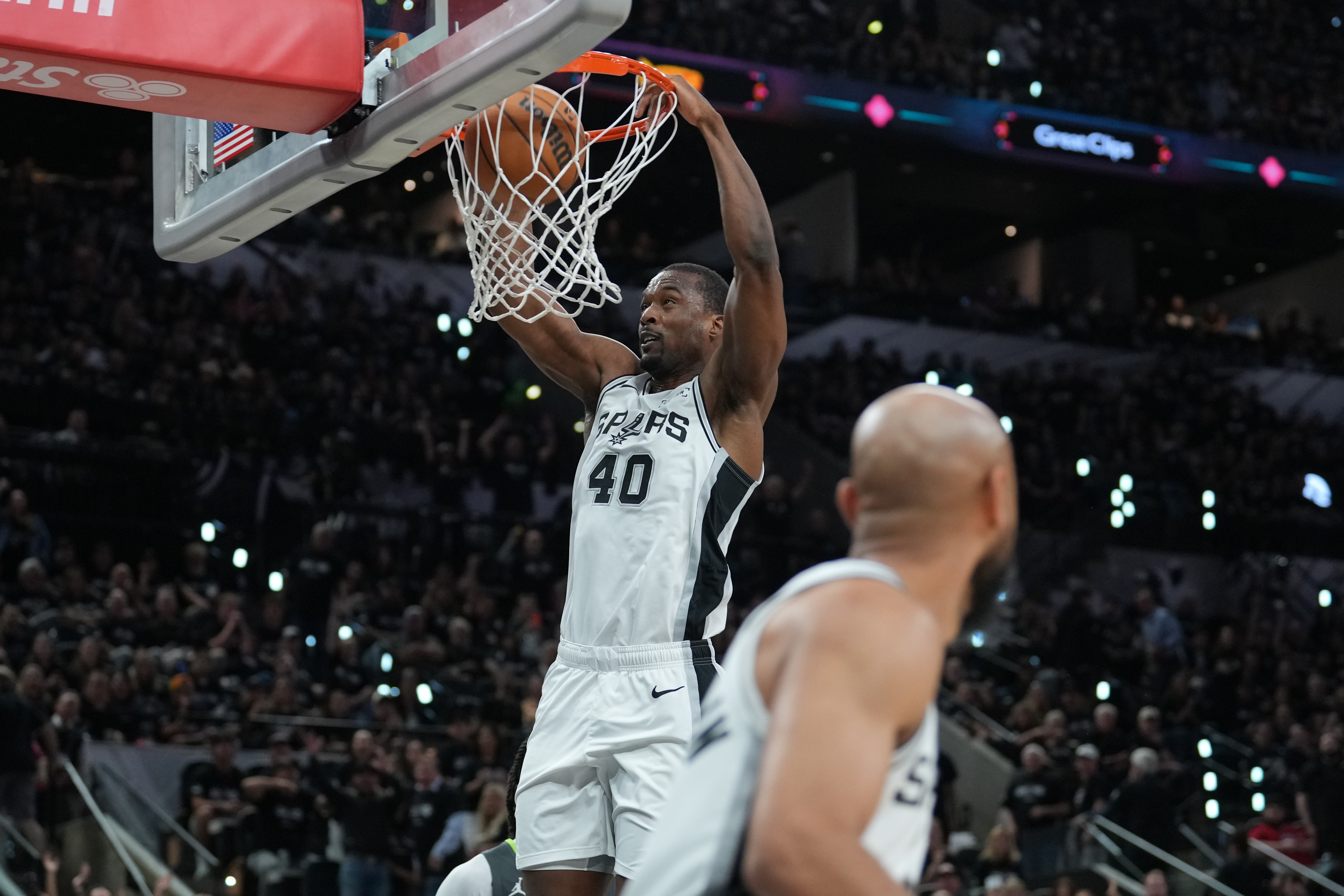 巴恩斯G2前放话：依赖常规赛克服困难的经历，有信心回应