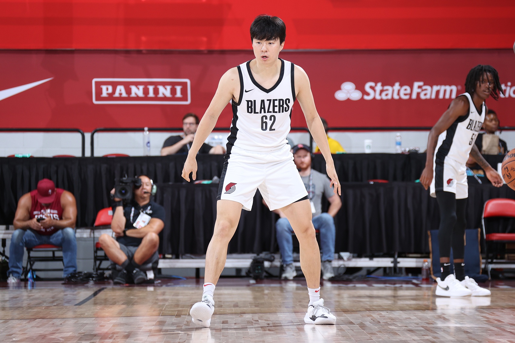 李贤重:今夏最后一次冲击NBA,马刺总经理主动邀约 李贤重:今夏最后一次冲击NBA,马刺总经理主动邀约
