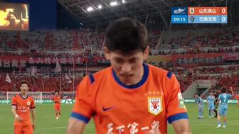 泽卡两射两传独造四球 山东泰山4-3险胜云南玉昆 泽卡两射两传独造四球 山东泰山4-3险胜云南玉昆