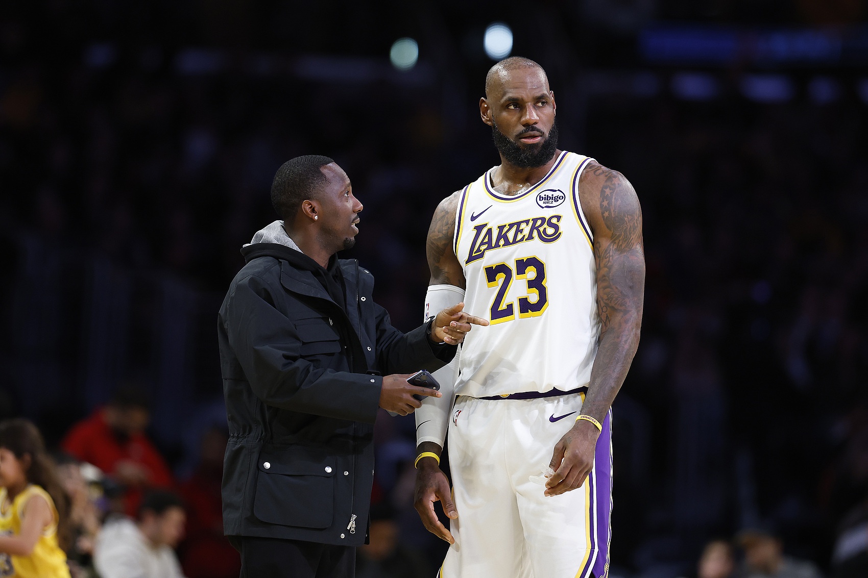 詹姆斯总薪资5.813亿创NBA历史 新赛季388万底薪加盟76人 詹姆斯总薪资5.813亿创NBA历史 新赛季388万底薪加盟76人