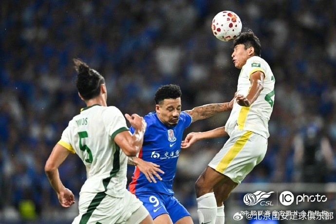 北京国安客场3-0完胜上海申花 侯森多次扑救 北京国安客场3-0完胜上海申花 侯森多次扑救