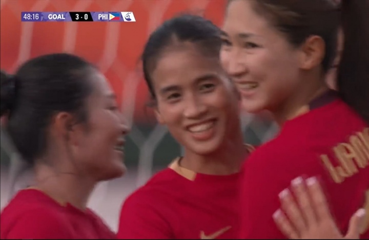 小组第一晋级亚运8强!中国女足5-1菲律宾女足 王妍雯帽子戏法 小组第一晋级亚运8强!中国女足5-1菲律宾女足 王妍雯帽子戏法